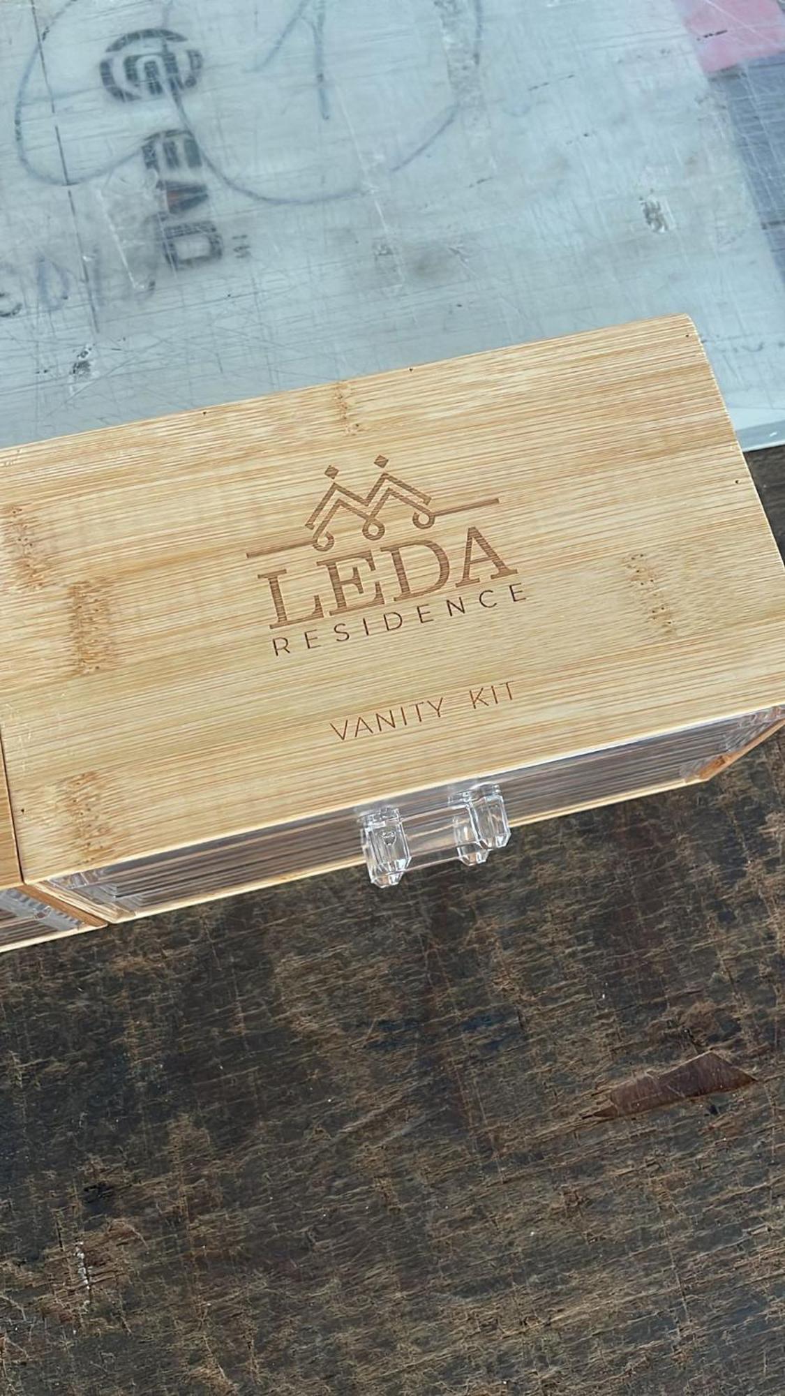 Leda Residence Oradea Bagian luar foto
